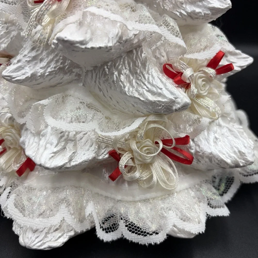 Vintage 80s White Ceramic Christmas tree with Red White Ribbon‎ Lace White Roses